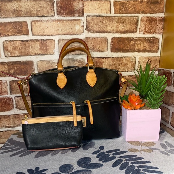 Dooney & Bourke Handbags - Dooney Black leather Darcy set